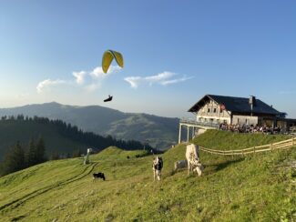 Station de Charmey avec parapente et restaurant